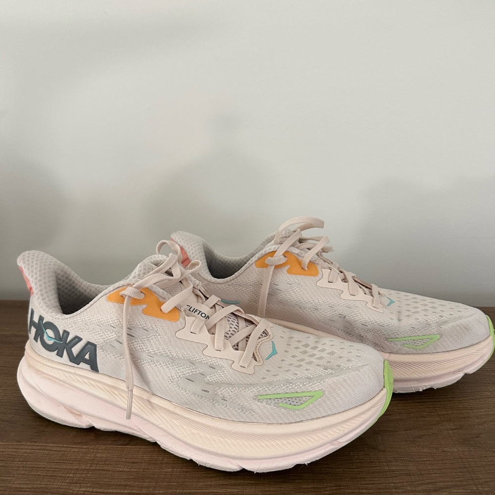 Hoka Clifton 9 🩵
